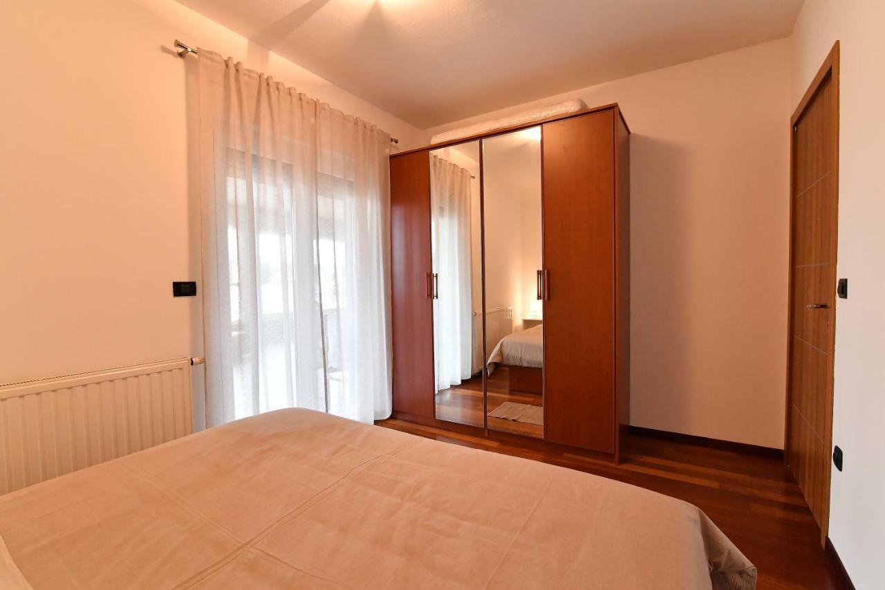 City Penthouse Vita Pula Buitenkant foto